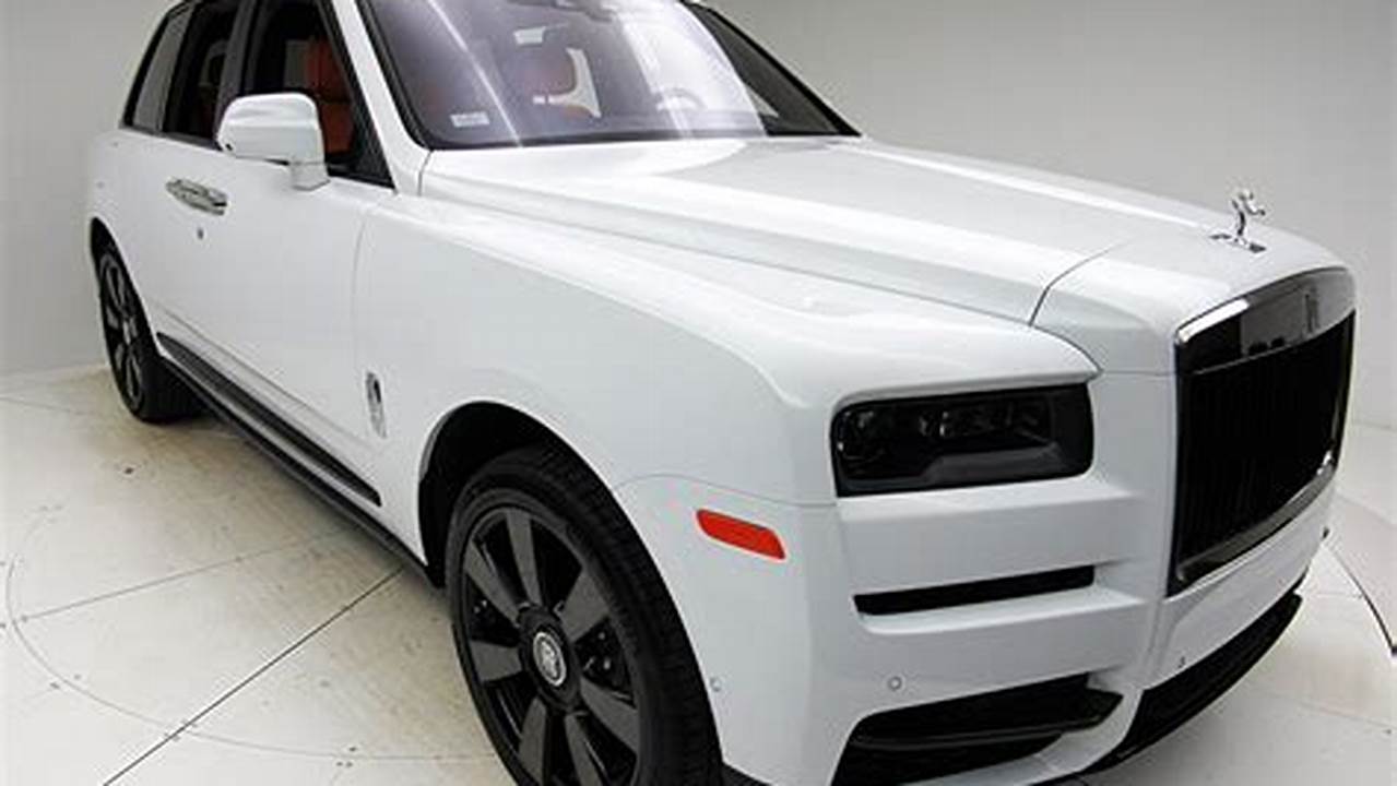 Unveiling the Pinnacle: Your 2022 Rolls-Royce Cullinan Awaits